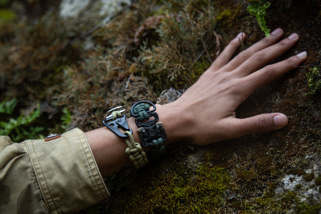 MAD MAX SET | FOREST GREEN-BRACELET-military-grade-outdoors-gear-made-in-usa-lee-side-mountain-research.jpg
